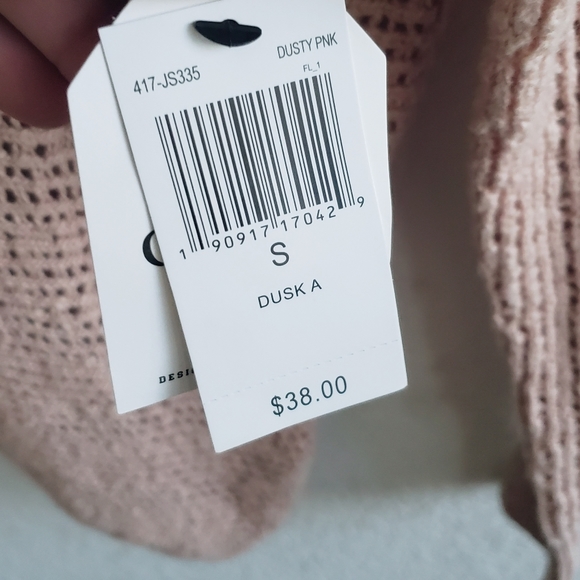 NWT! Boutique Knit Top - Picture 3 of 6